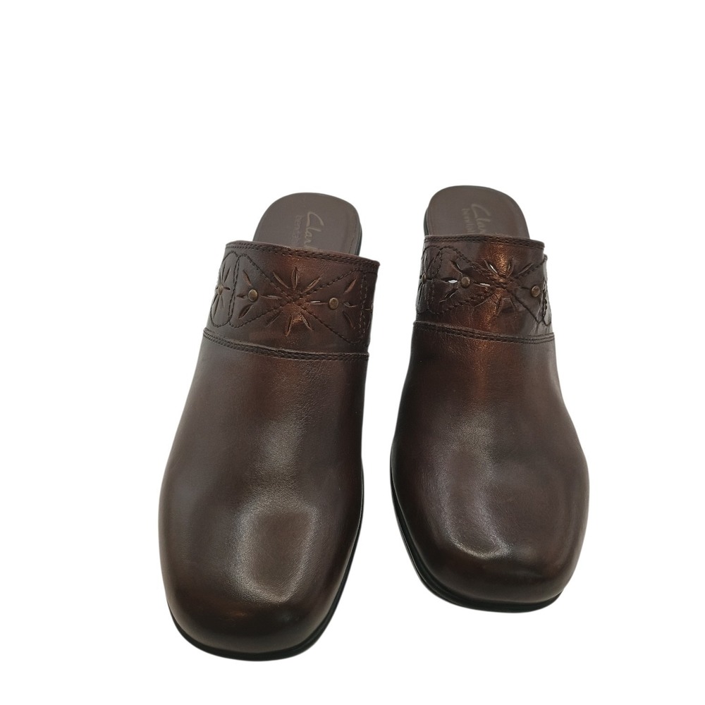 Clarks Womens Bendables Flower Cut Out Stud Brown Leather Slip On Mules Size 10M